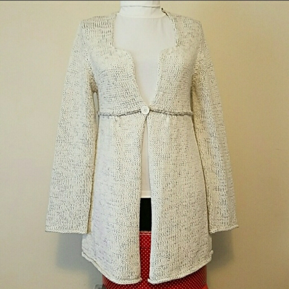 new max studio silver metallic white sweater